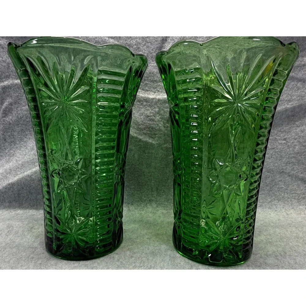 Vintage Emerald Green Pressed Glass Starburst Scalloped Vases Pair 8 Inch